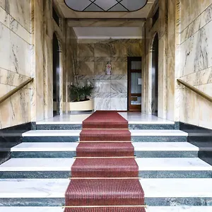 Appartamento Primopiano - Sammartini, Milano