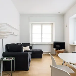 Appartamento Homeathotel - San Nazaro, Milano